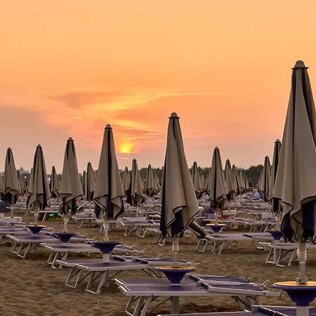 شقة Bright Close To Ponente